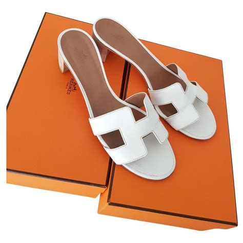 Hermes style sandals